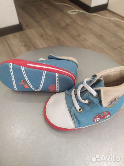 Кеды новые размер 21