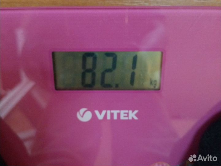 Весы напольные электронные Vitek