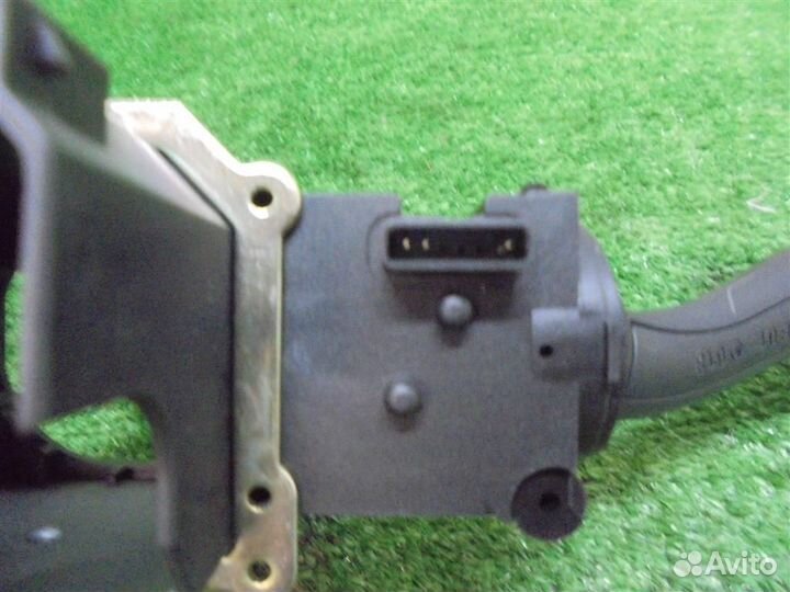 Переключатель поворотов подрулевой Audi A8 D3 4E