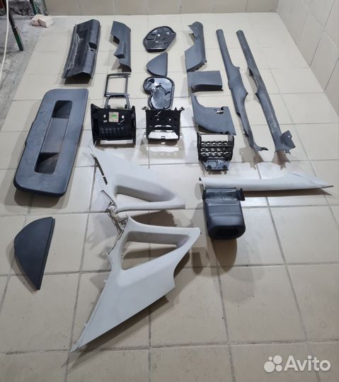 Пластик салона Volkswagen Polo 5