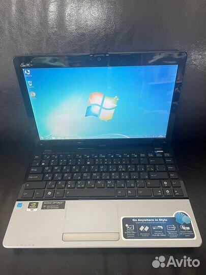 Нетбук Asus eee PC 1215N