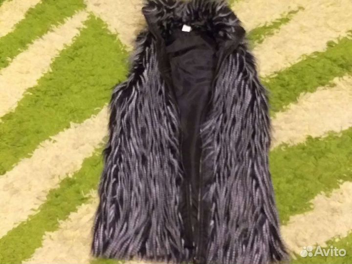 Жилетка женская