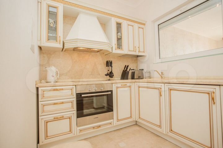 3-к. квартира, 90 м², 5/7 эт.