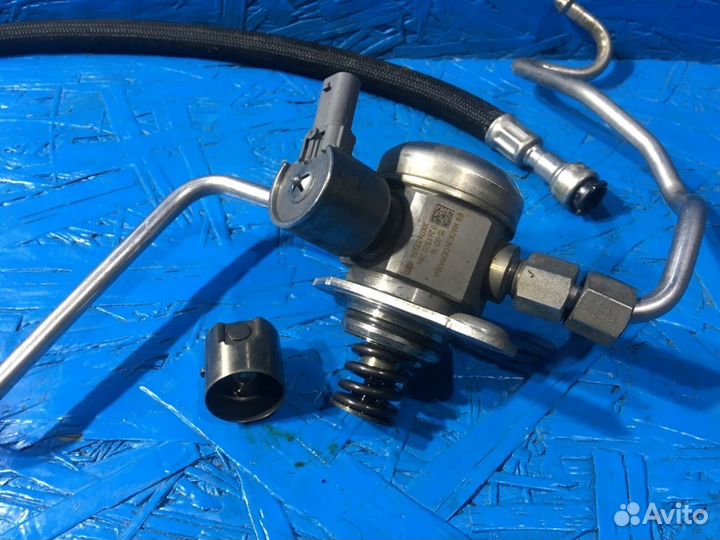 Насос топливный (тнвд) BMW 6-Series/M6