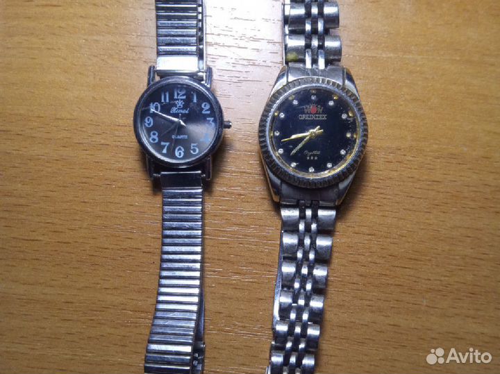 Часы с браслетами на запчасти