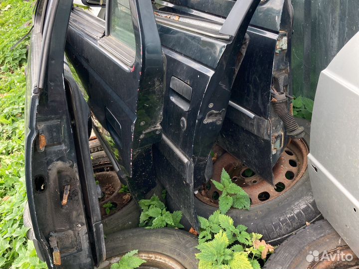 Двери на peugeot 405