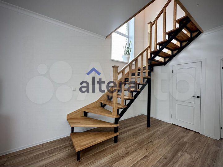 Таунхаус 90 м² на участке 1,8 сот.