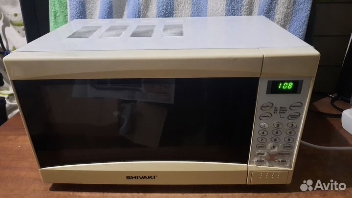 Микроволновка Shivaki SMW2030EE рабочий