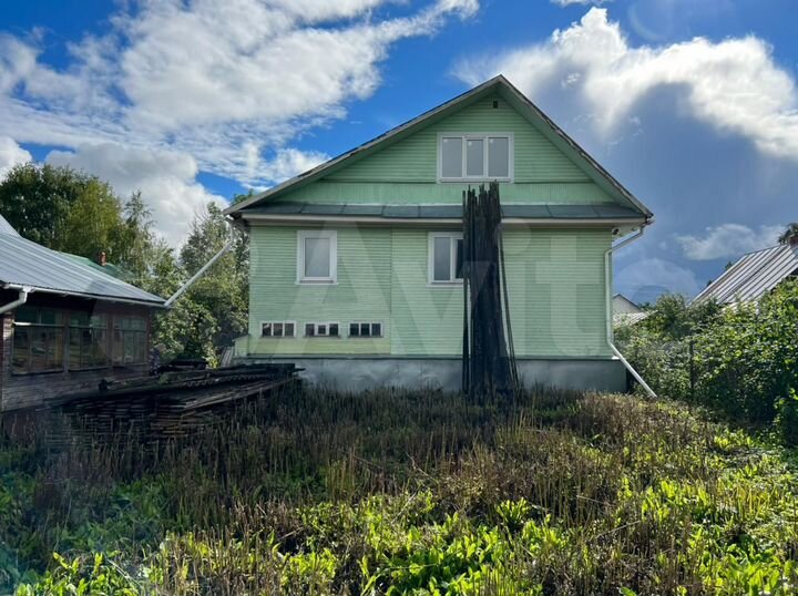 Дом 122,4 м² на участке 8 сот.