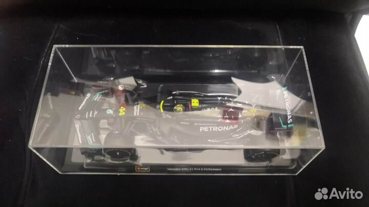 Модели Mercedes-AMG W14 2023 formula 1 24 Bburago