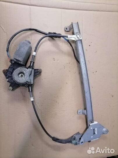 Стеклоподьемник задний правый nissan primera P10