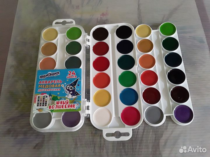 Акварель медовая двухъярусная 24 цвета