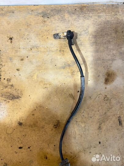 Датчик abs передний Fiat Linea