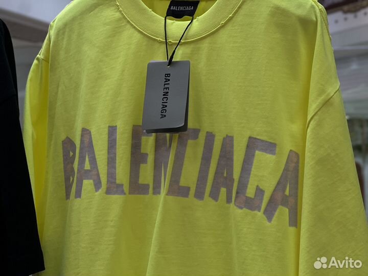 Футболки Balenciaga