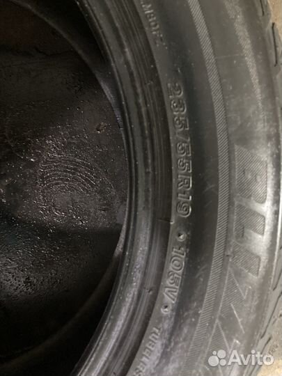 Bridgestone Blizzak LM-001 235/55 R19