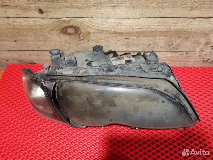 Фара правая BMW 3 серия