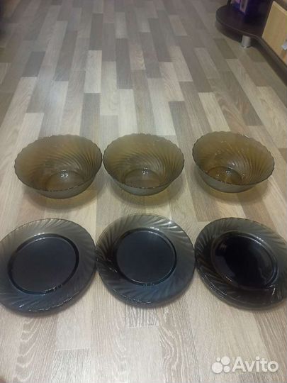 Столовый сервиз новый