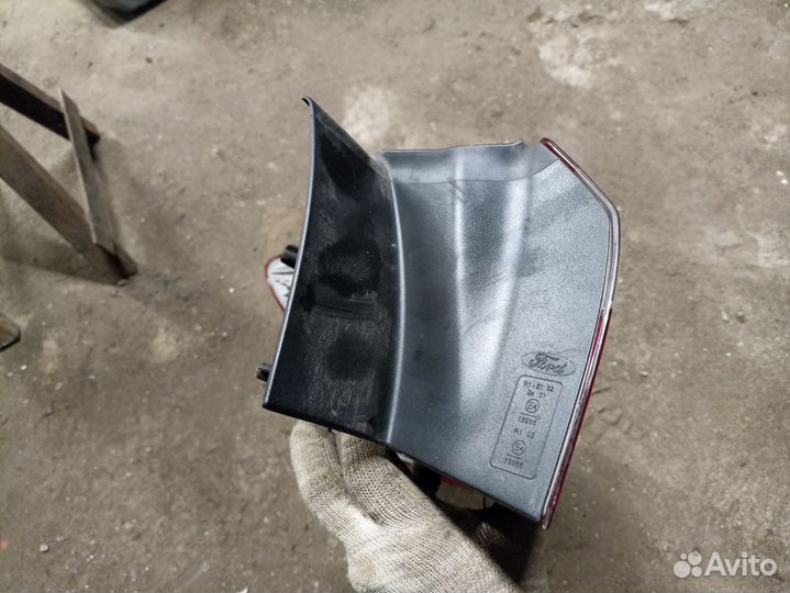 Фонарь задний правый форд фокус 3 универсал диод