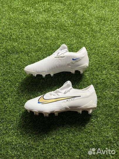 Бутсы. Бутсы Nike