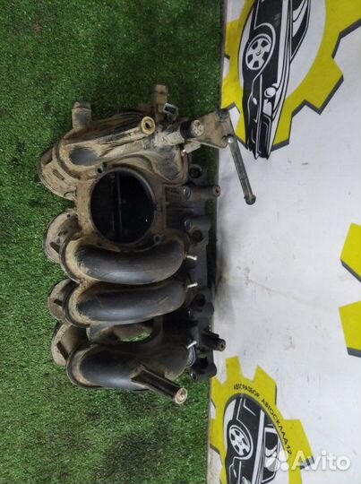 Коллектор впускной Renault Sandero хетчбэк K7M