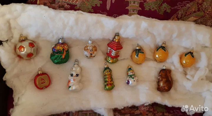 Новогодние ёлочные стеклянные игрушки