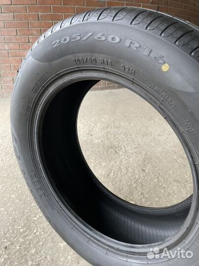 Pirelli Cinturato P7 205/60 R16 92H