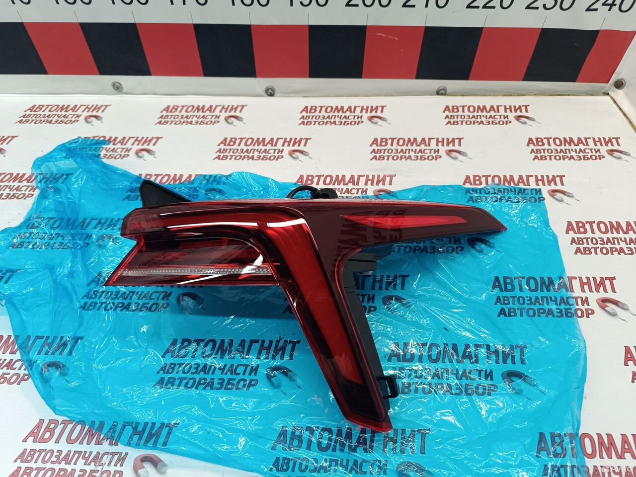 Фонарь задний правый Faw Bestune B70 новый