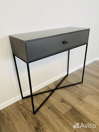 Консольный столик в стиле лофт «Mr. Gray»