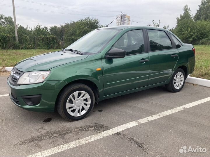 LADA Granta 1.6 МТ, 2017, 100 000 км
