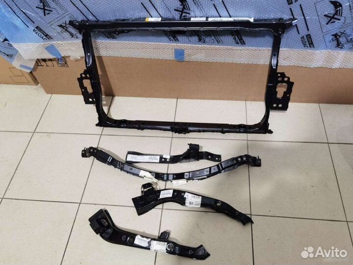 Панель крепления радиатора Toyota Rav4 2015-2019