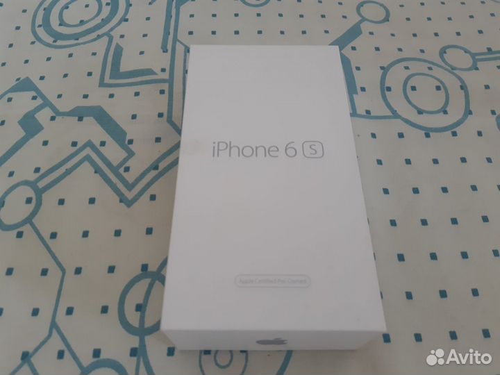 Коробка от iPhone 6S 16 Гб