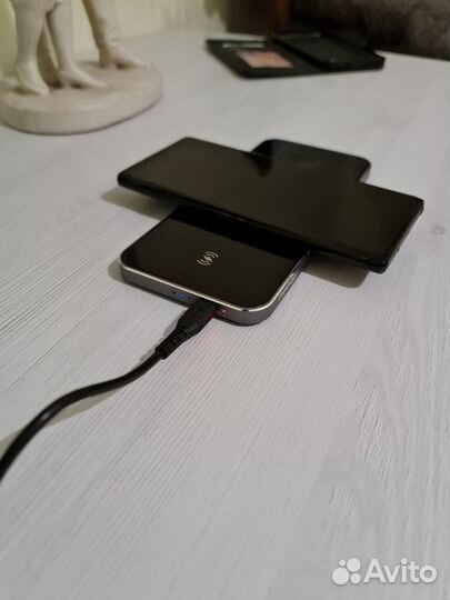 Беспроводная зарядка Prestigio ReVolt A5