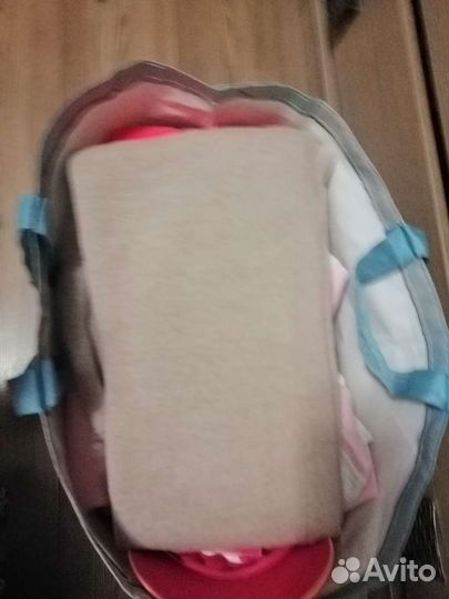 Сумка вещей на девочку