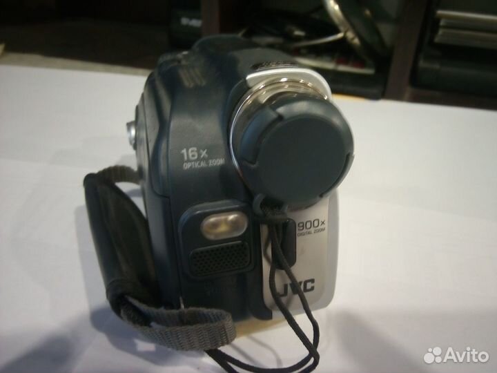 Видеокамера JVC GR-D33ER
