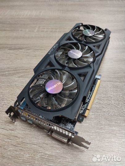 Видеокарта AMD Radeon R9 280X на запчасти