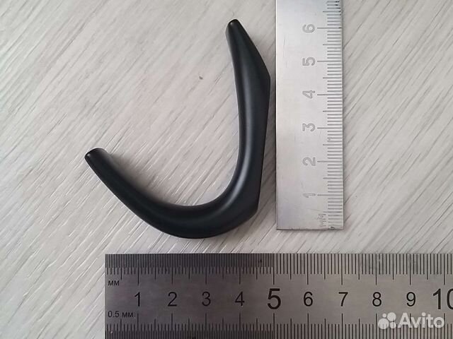 Крючок мебельный