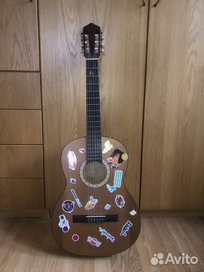 Классическая гитара cremona