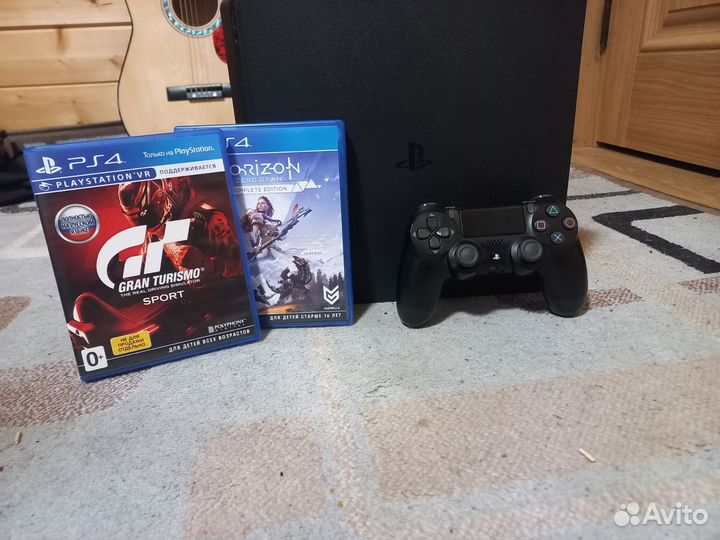Sony PS4 slim 1tb +2диска