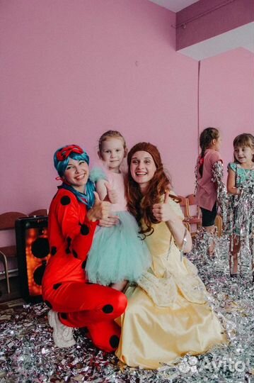 Аниматор, ведущая детского праздника, аниматоры