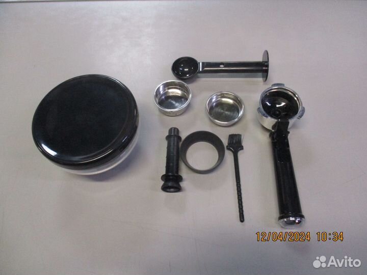 Кофеварка KitFort кт-7108, рожковая, черный / сере