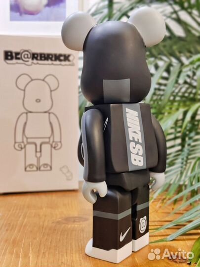 Мишка Bearbrick BlackNike