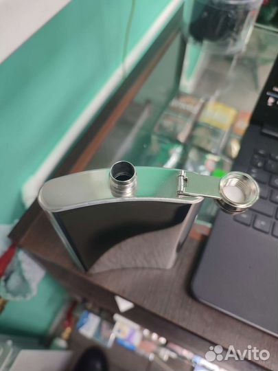 Фляжка подарочная