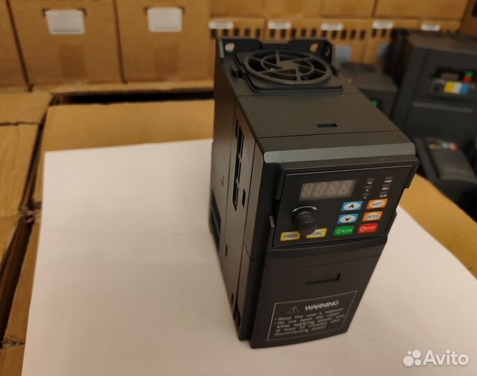 Преобразователь частоты 220 и 380 Вольт