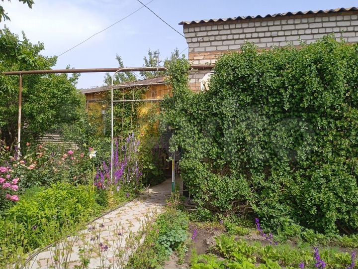 Дом 81,1 м² на участке 8 сот.