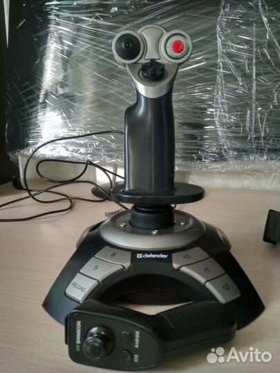 Джойстик для пк, виртуальные очки и привод