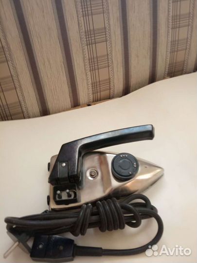 Утюг малогабаритный. Дорожный. Новый. СССР