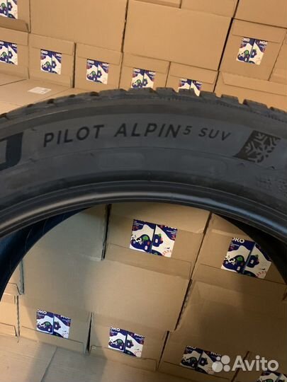 Michelin Pilot Alpin 5 SUV 295/40 R21 111V