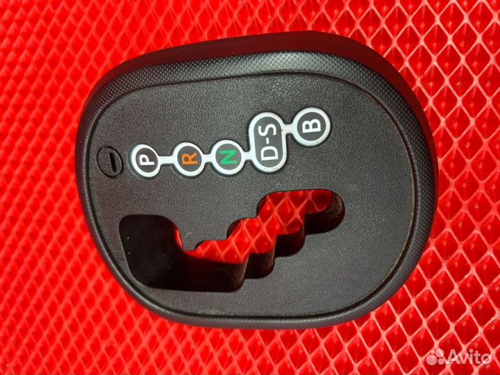 Консоль АКПП Toyota Spade NSP141 2016