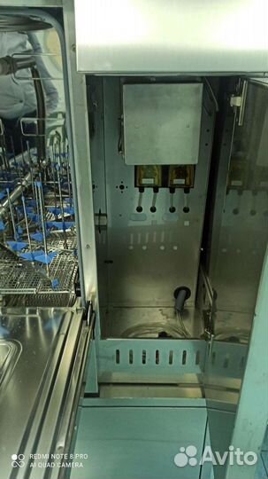 Медицинская посудомойка