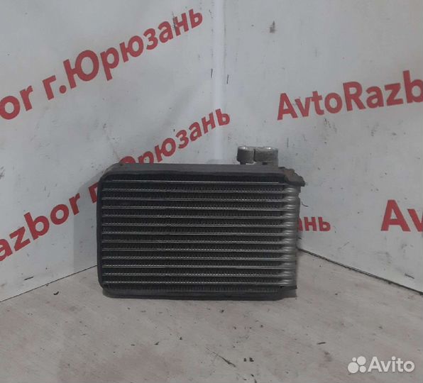 Испаритель кондиционера зад Nissan Presage VU30